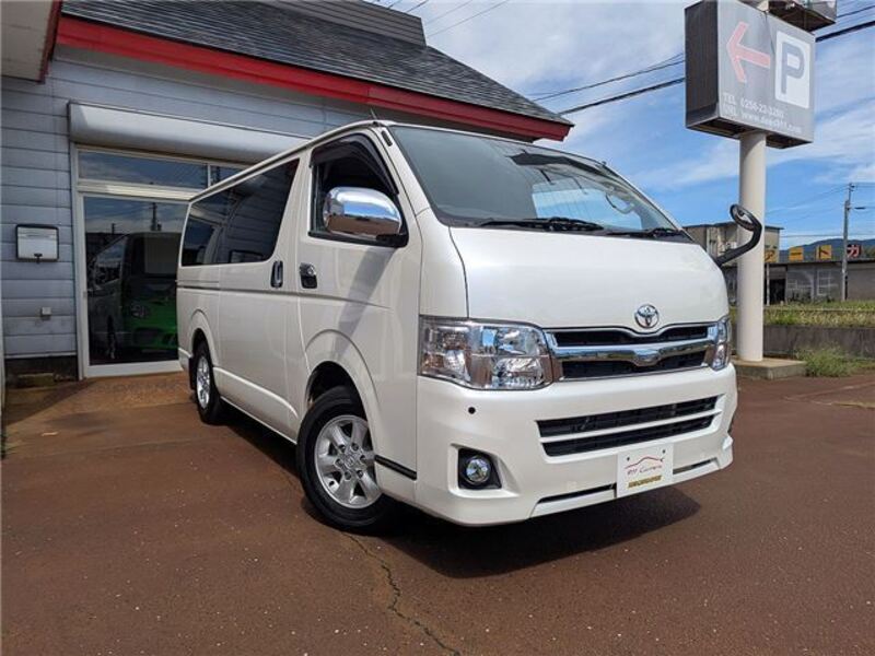 HIACE VAN