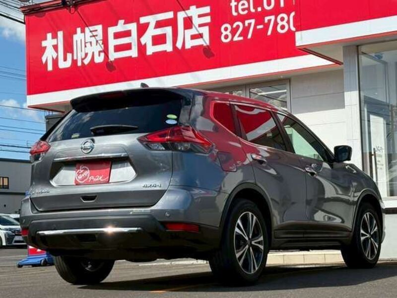 X-TRAIL