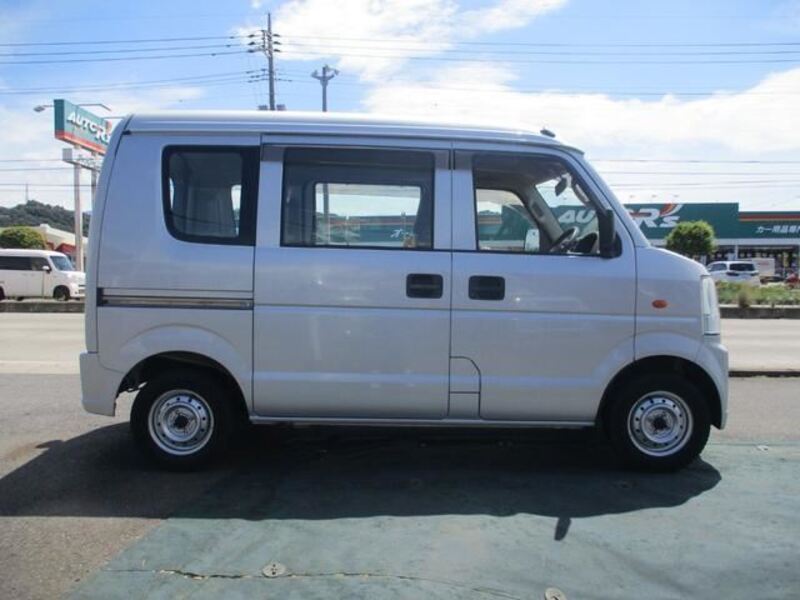 MINICAB VAN