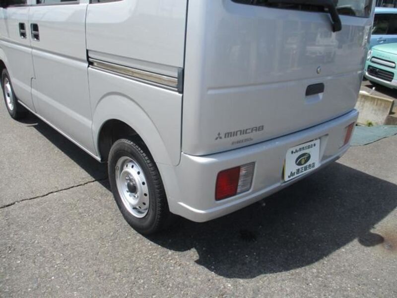 MINICAB VAN