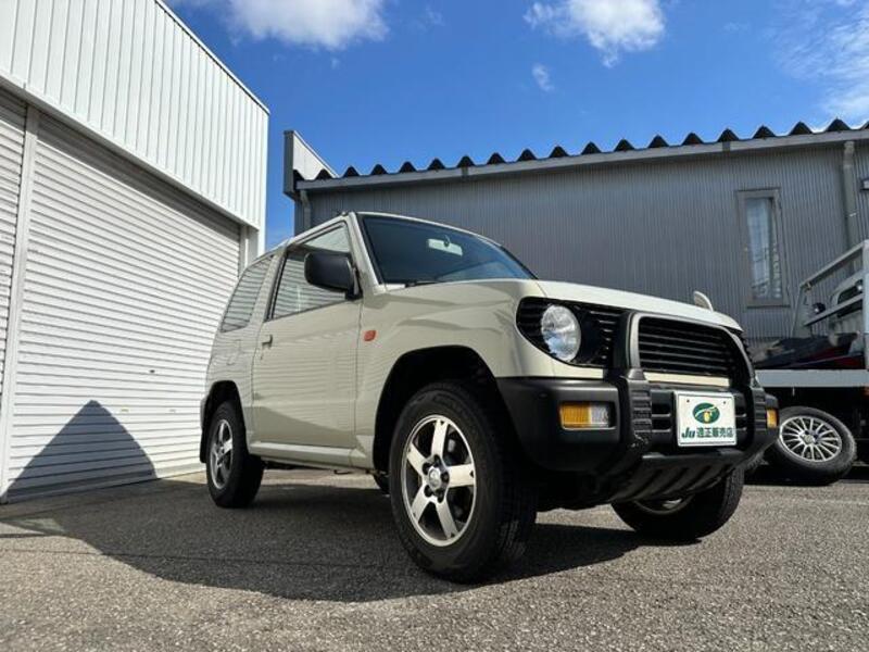 PAJERO MINI