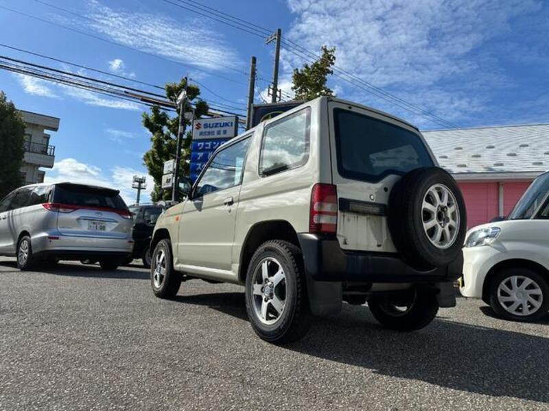 PAJERO MINI