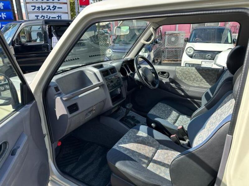 PAJERO MINI