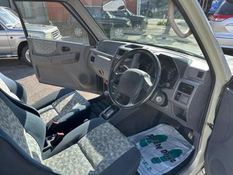PAJERO MINI