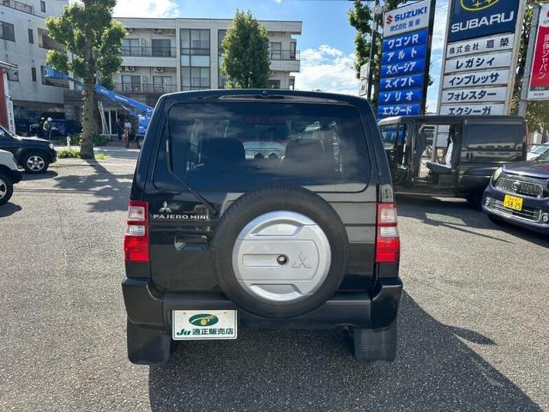 PAJERO MINI
