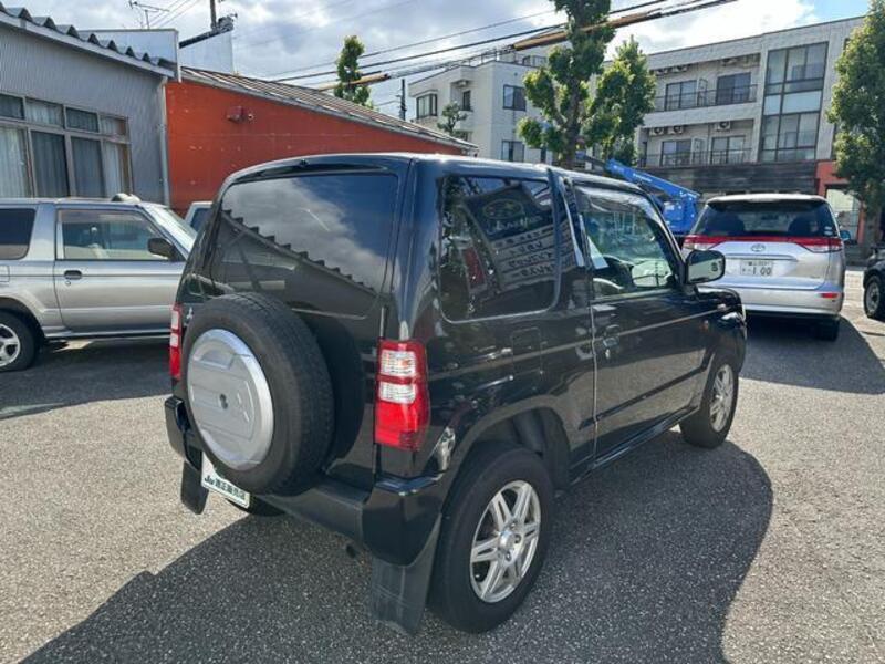 PAJERO MINI