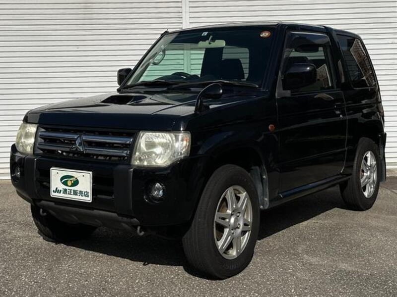 MITSUBISHI PAJERO MINI