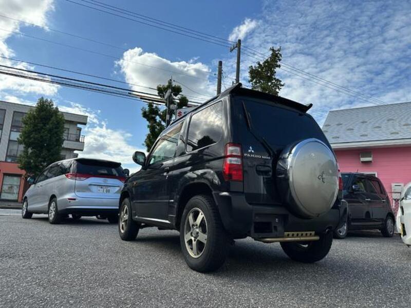 PAJERO MINI