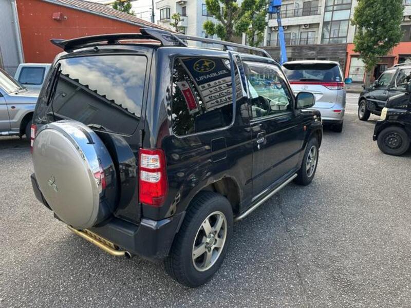 PAJERO MINI