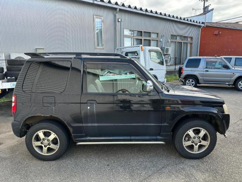 PAJERO MINI