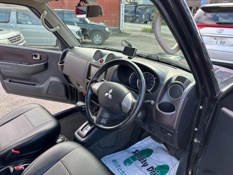 PAJERO MINI
