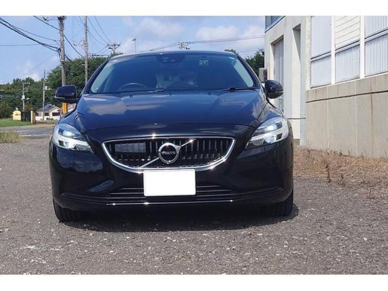 V40