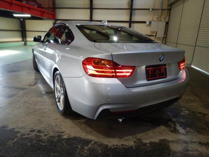 4 SERIES