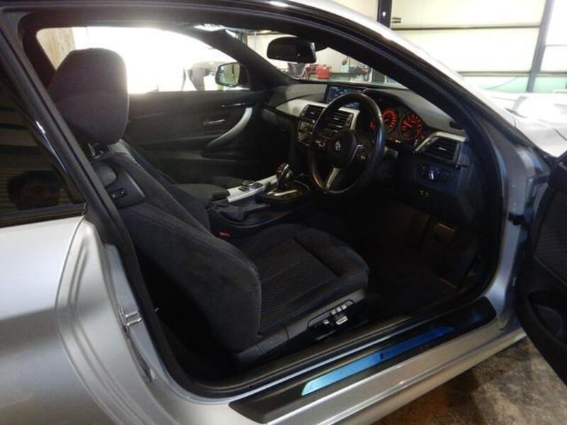 4 SERIES