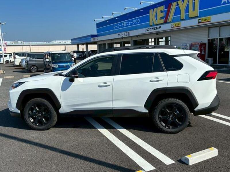 RAV4