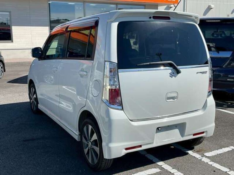 WAGON R