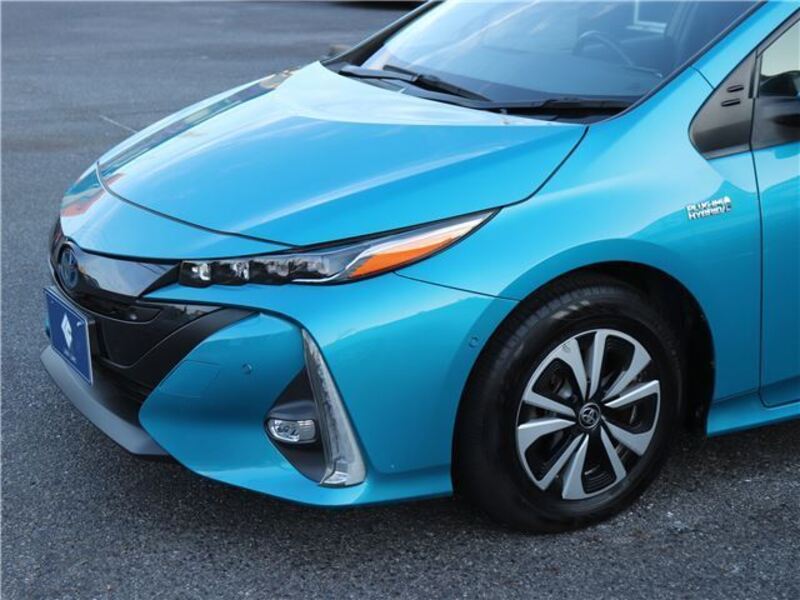 PRIUS PHV