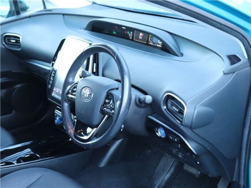 PRIUS PHV