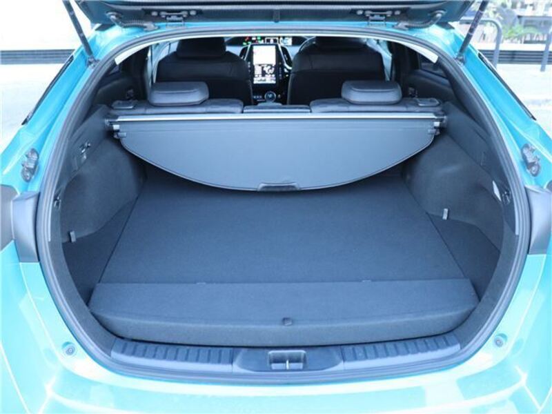 PRIUS PHV