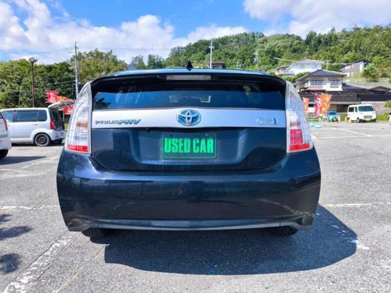 PRIUS PHV