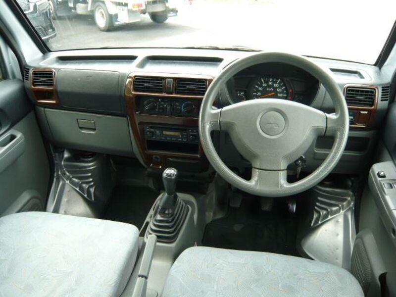 MINICAB VAN