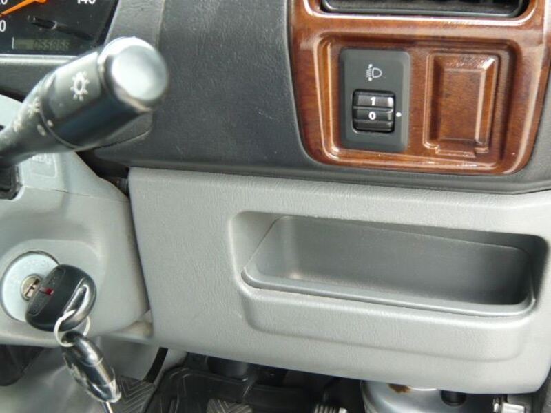 MINICAB VAN