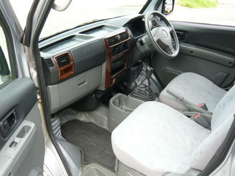 MINICAB VAN