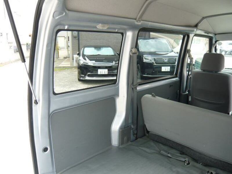 MINICAB VAN