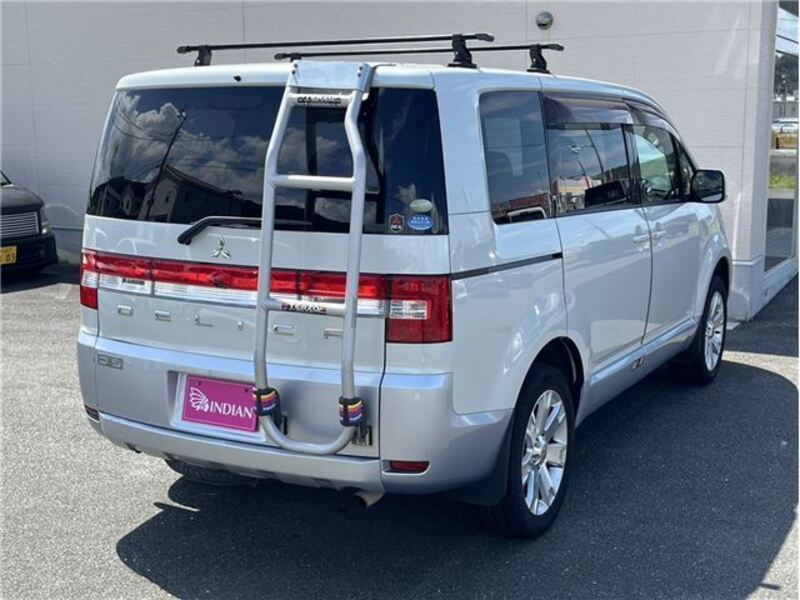 DELICA D5
