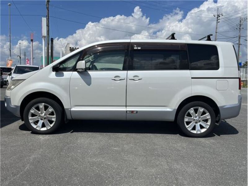 DELICA D5