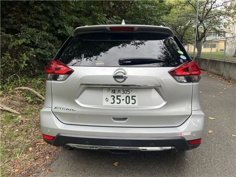 X-TRAIL
