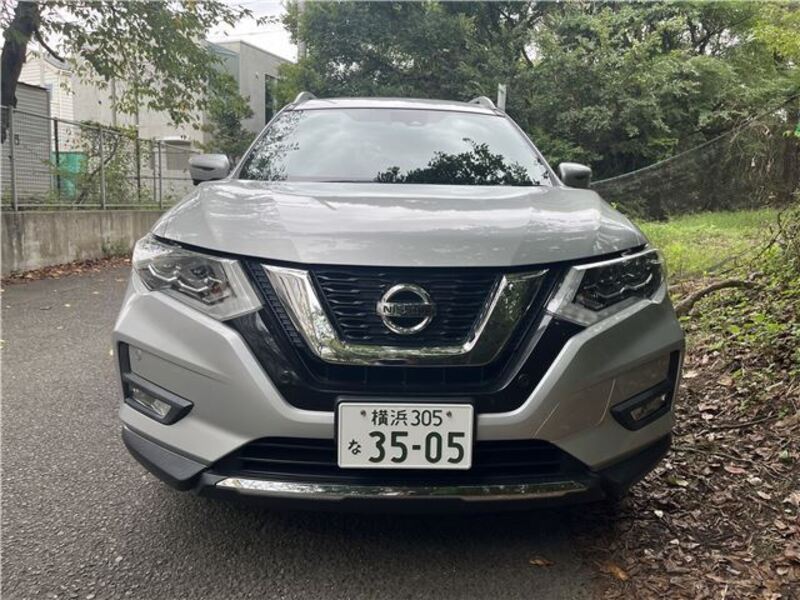 X-TRAIL