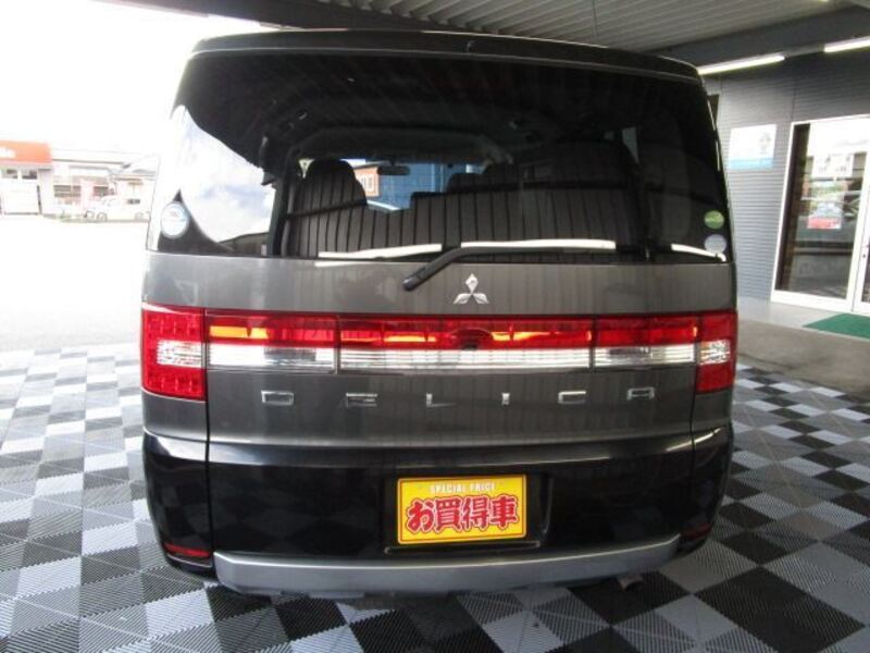 DELICA D5