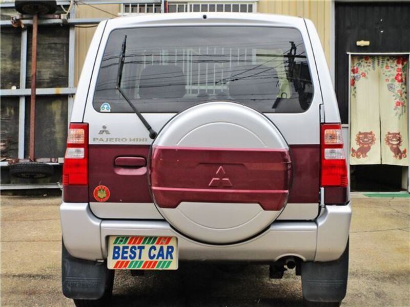PAJERO MINI