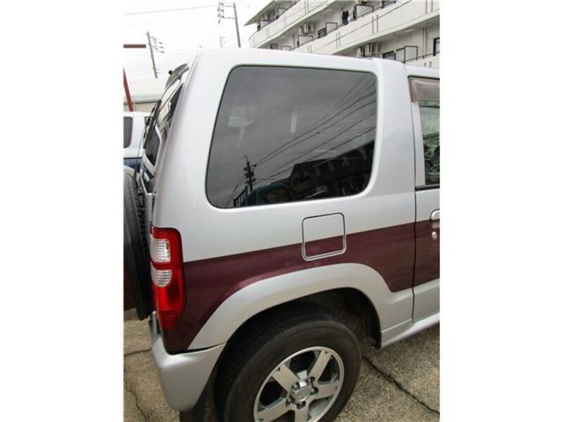 PAJERO MINI