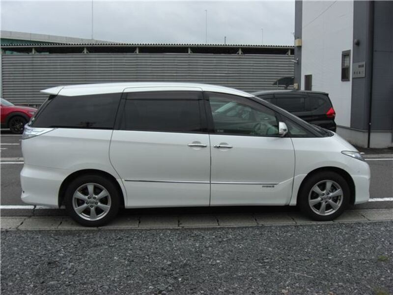 ESTIMA HYBRID