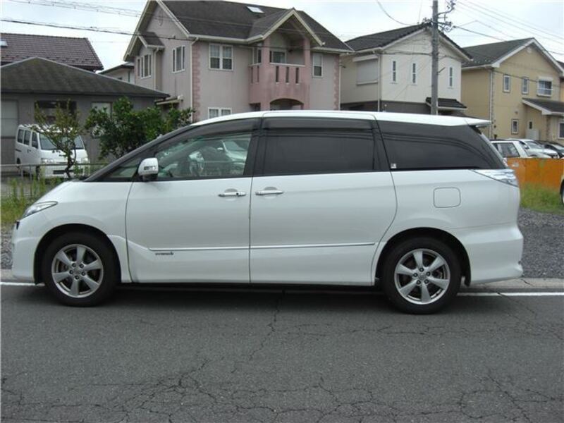ESTIMA HYBRID