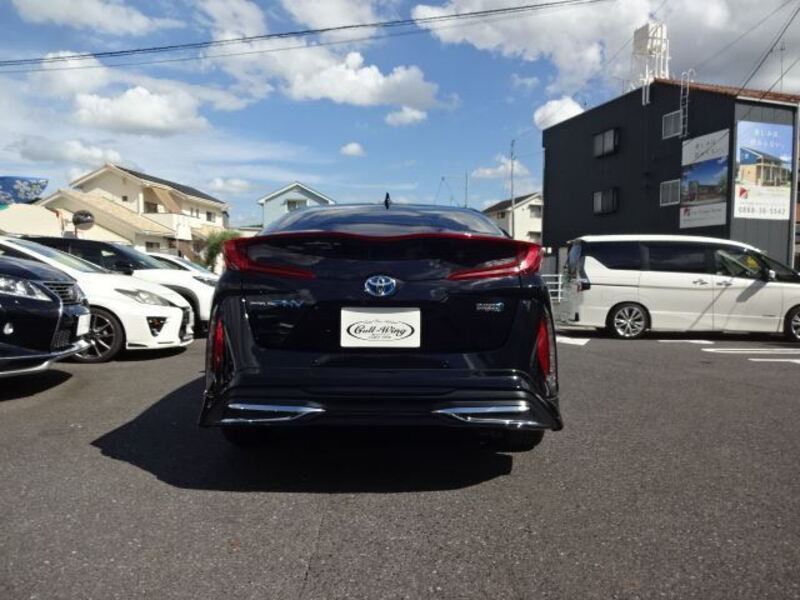PRIUS PHV
