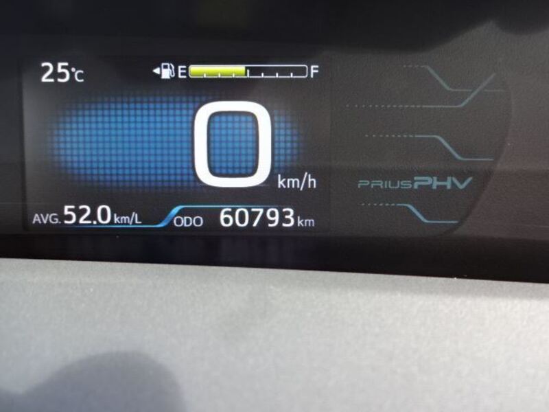 PRIUS PHV