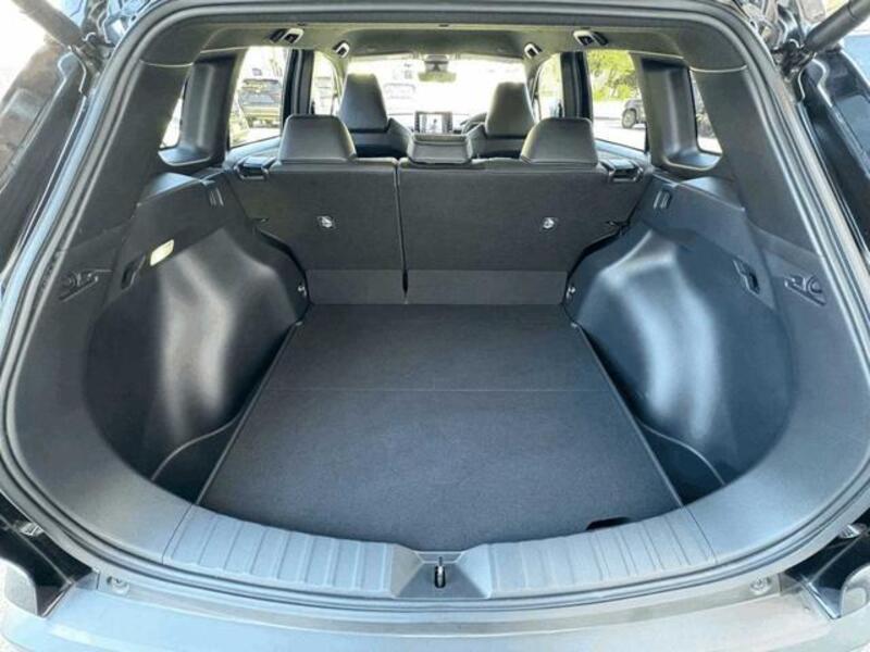 COROLLA CROSS