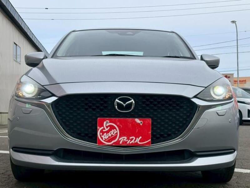 MAZDA2