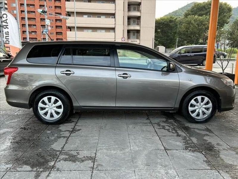 COROLLA FIELDER