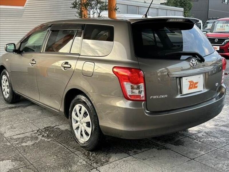 COROLLA FIELDER