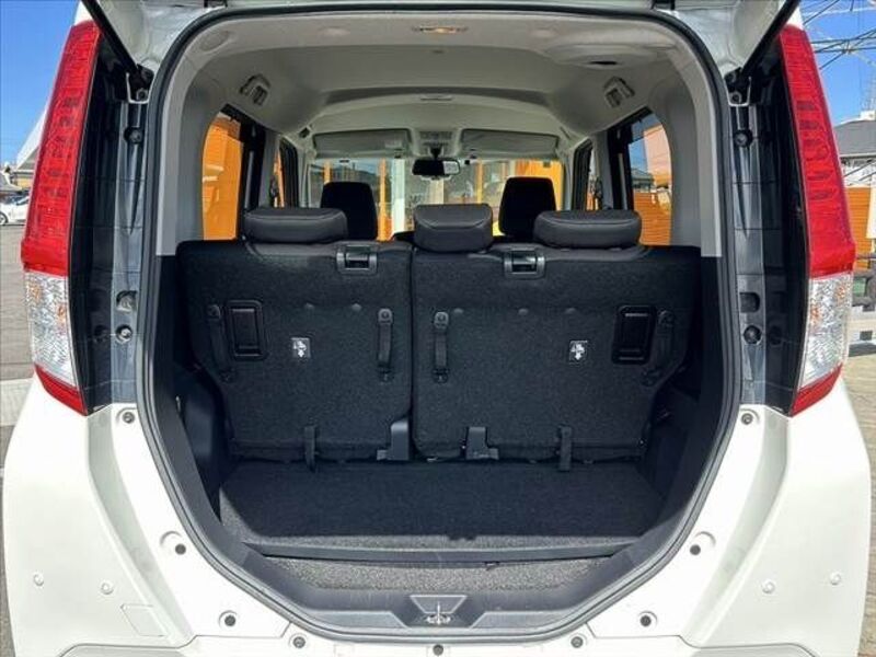 ROOMY