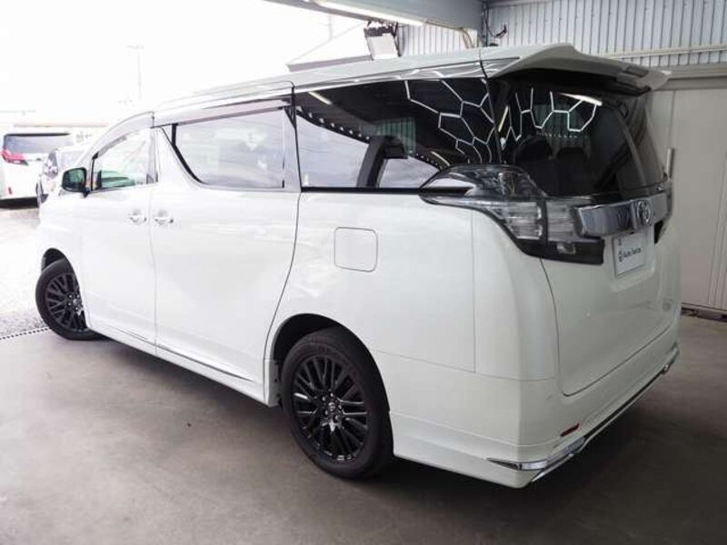 VELLFIRE