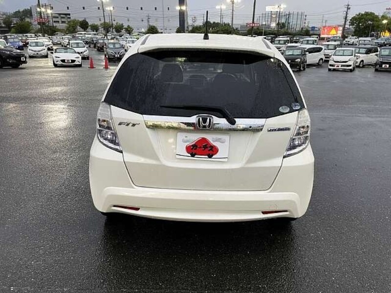 FIT HYBRID