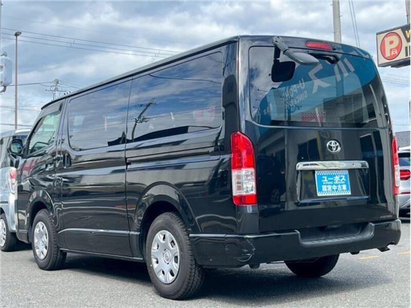 HIACE VAN