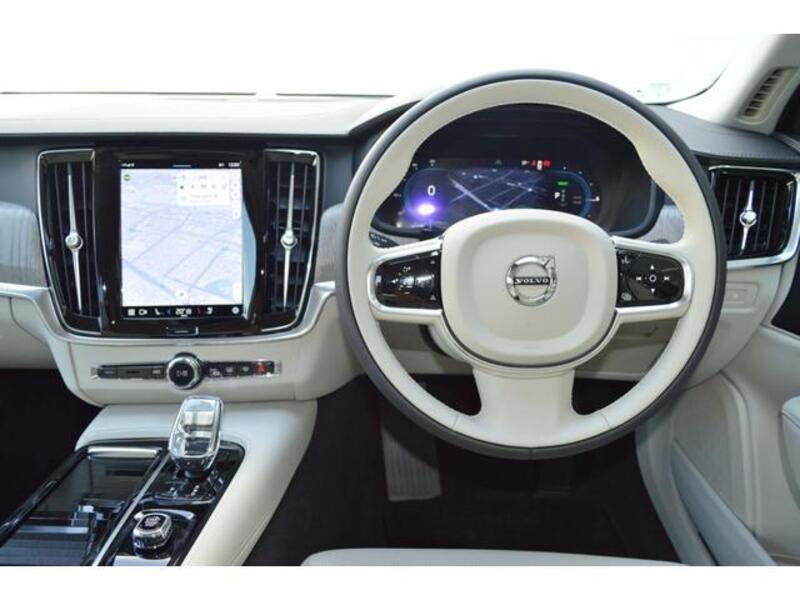 S90