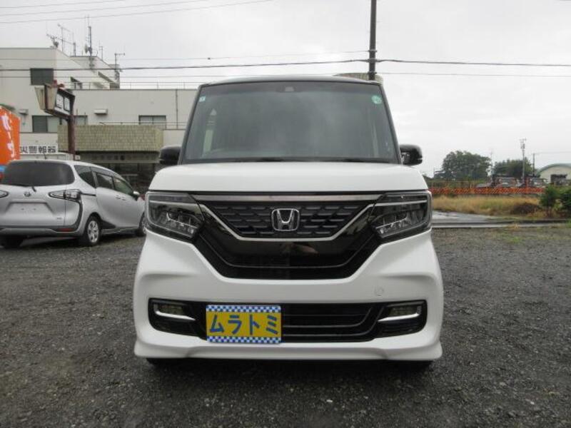 N BOX CUSTOM