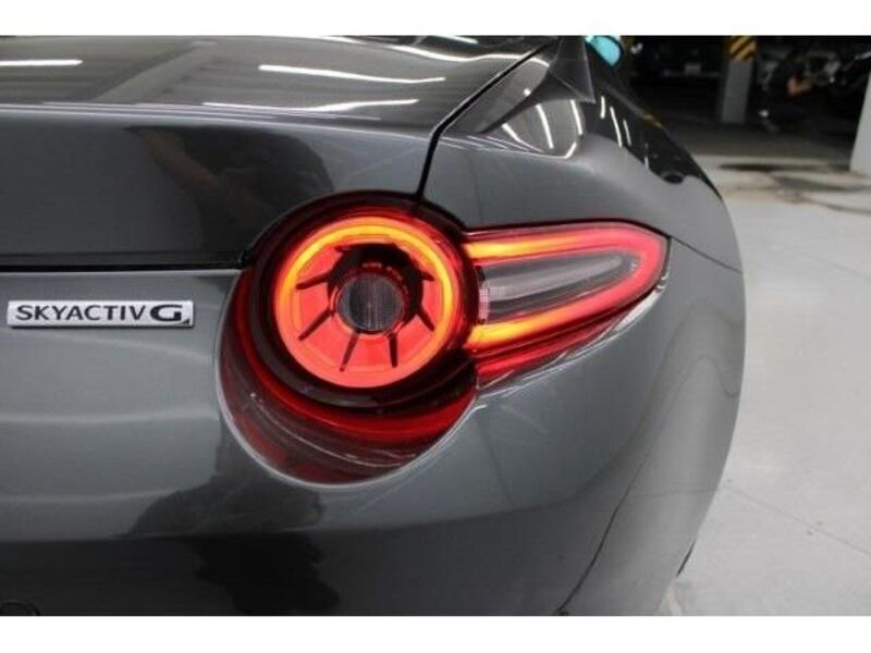 ROADSTER
